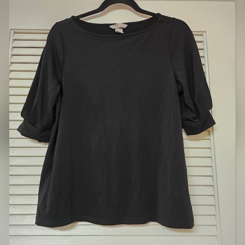H&M - Black Classic Lightweight Top